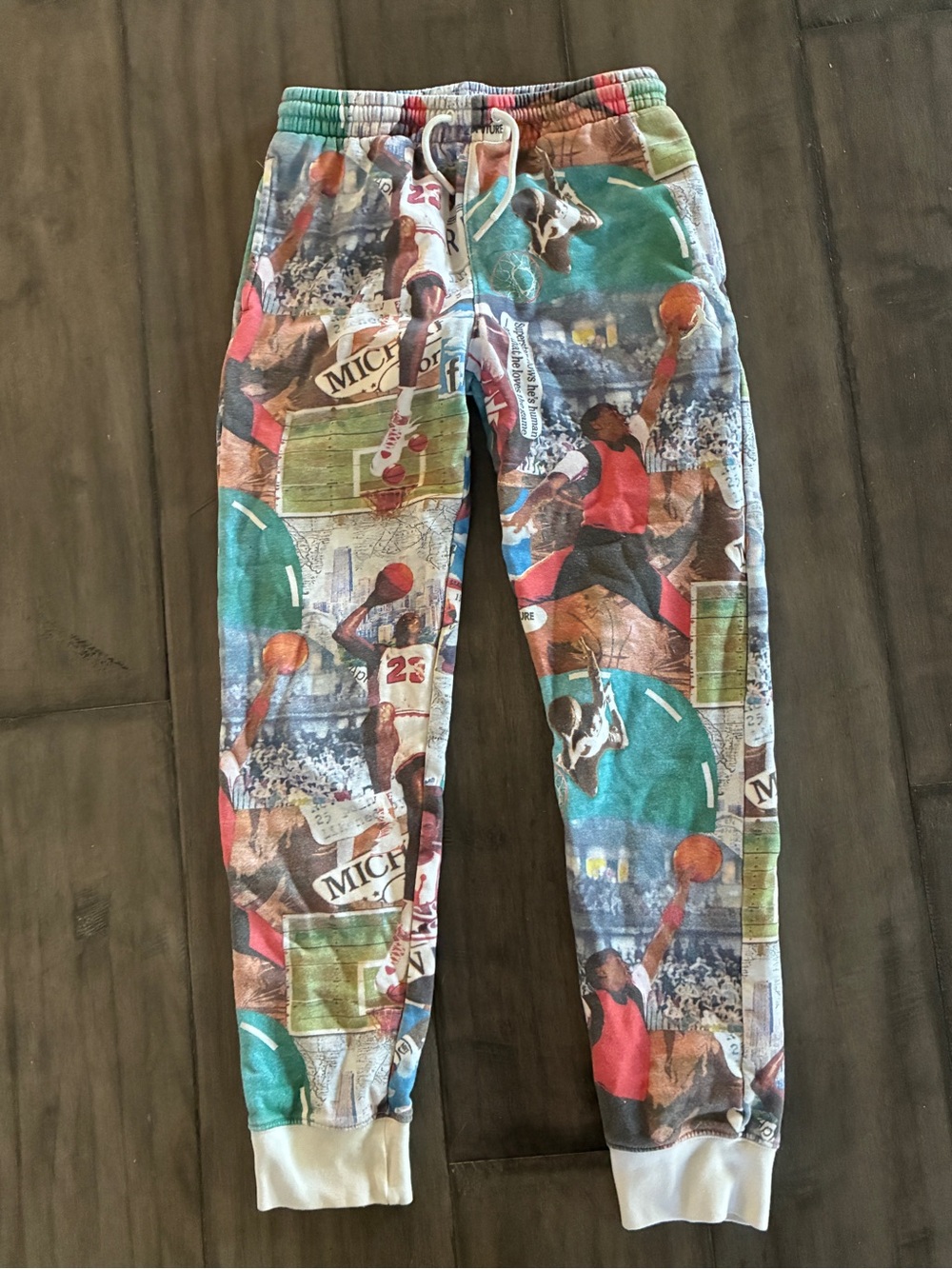 Jordan Brooklyn Printed Joggers - Size Large (12/13 Years Old)
